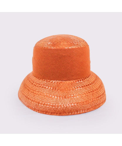 169724800