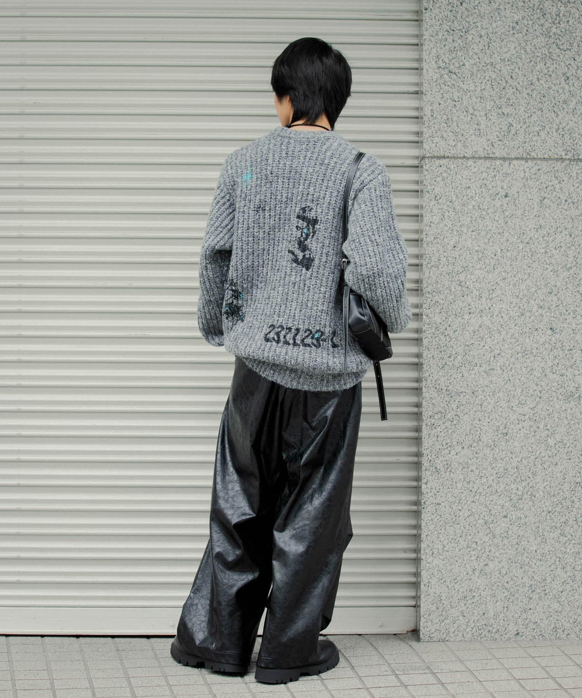 166047678
