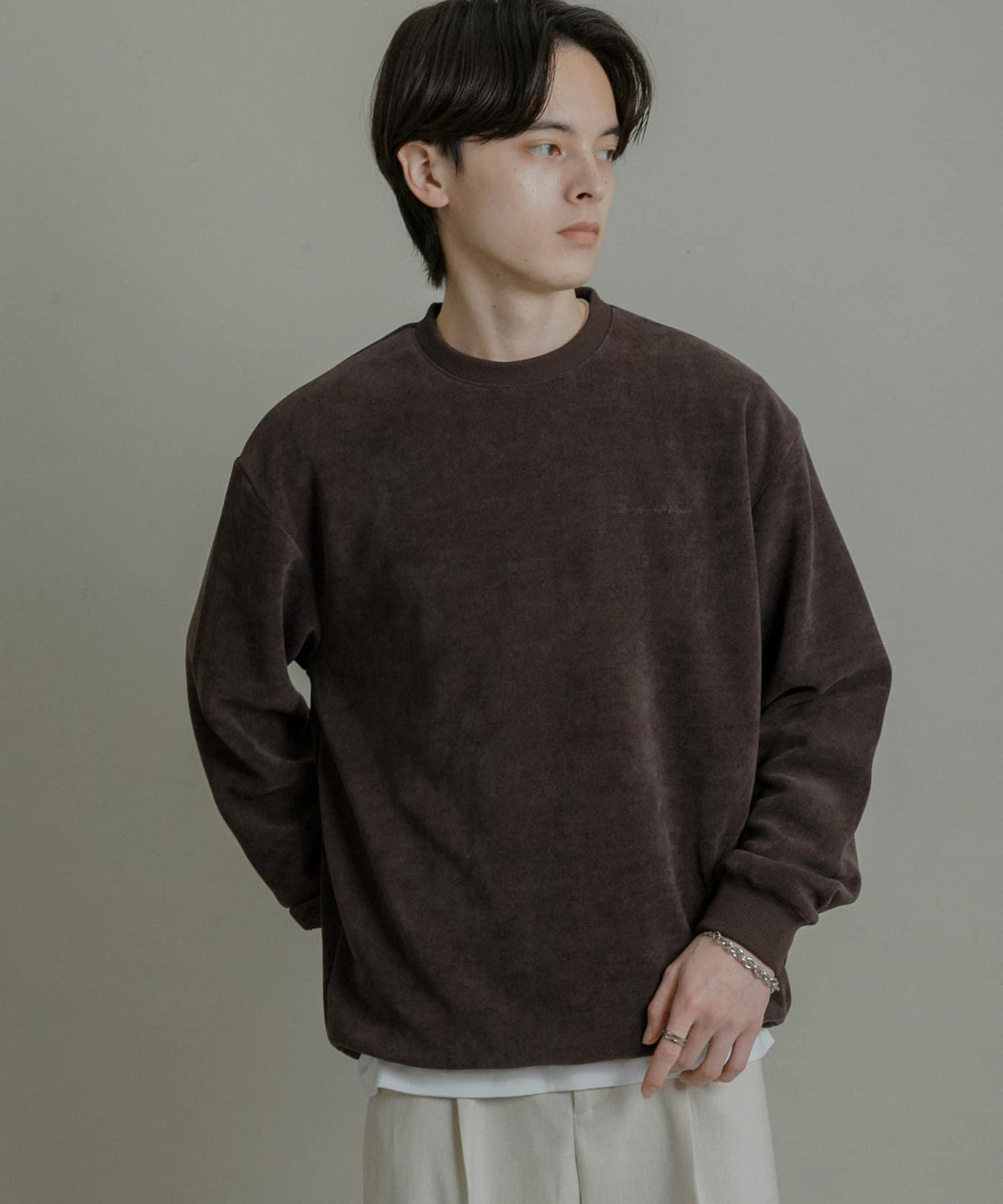 170152097