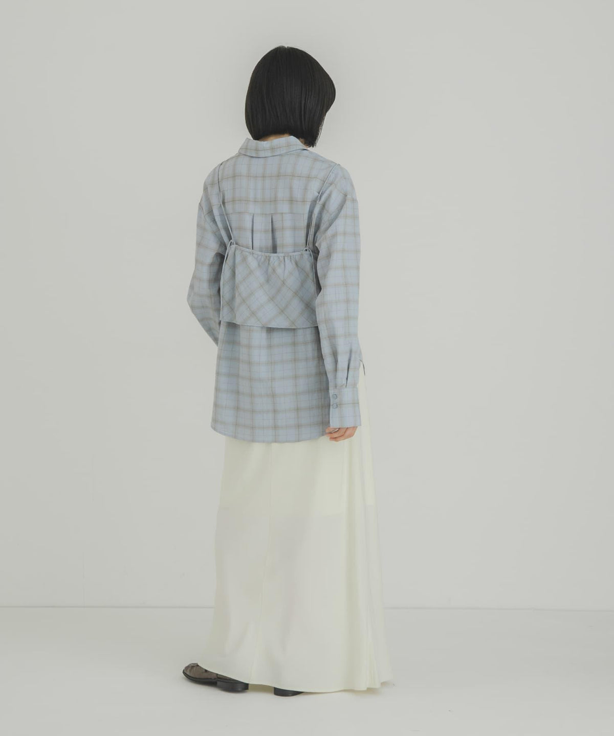 173276115