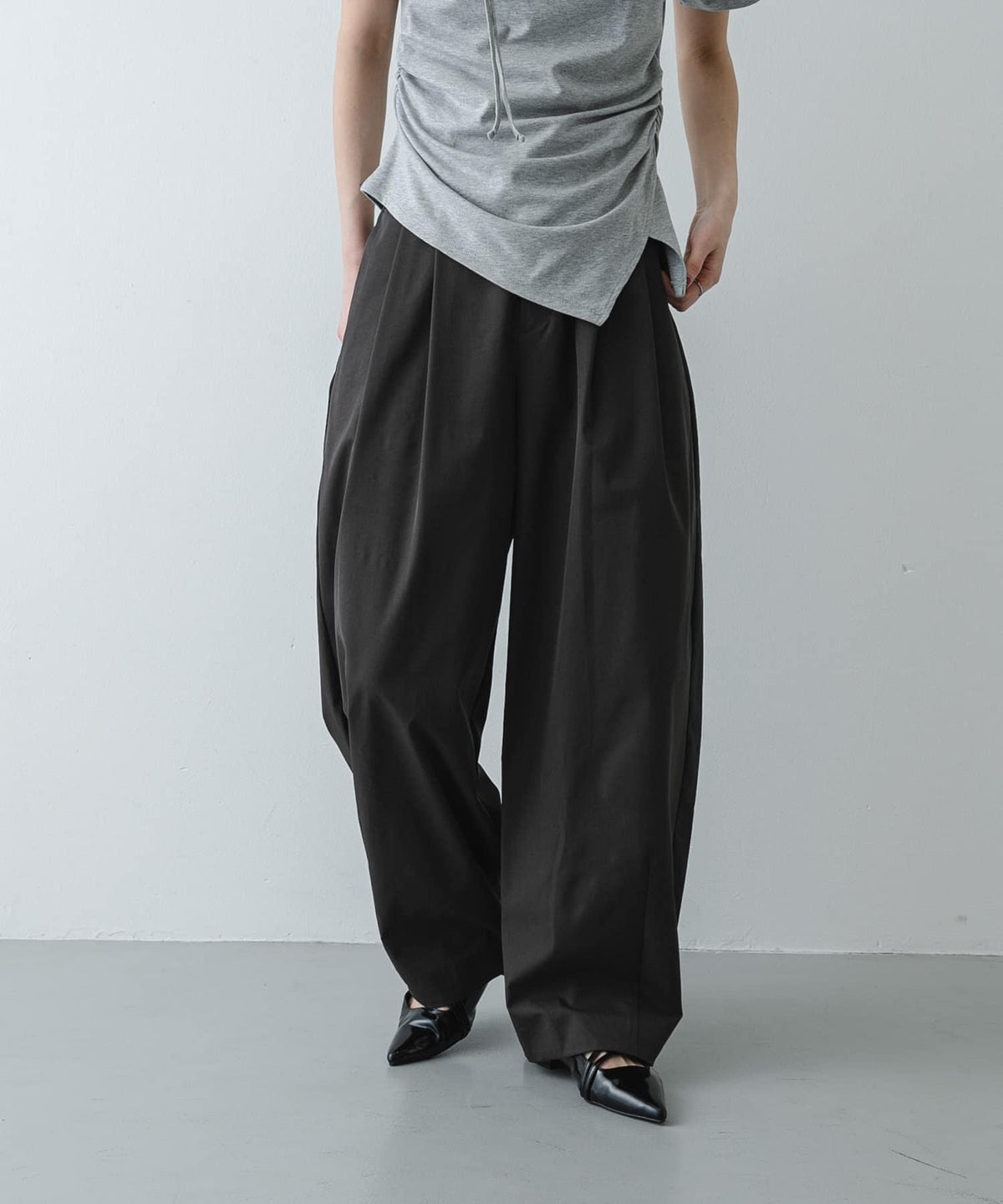 169624879