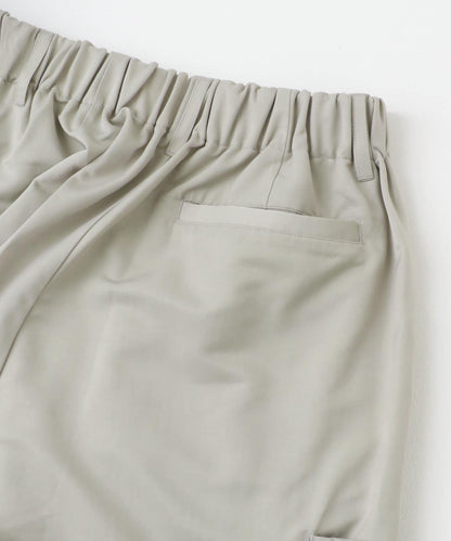 166043124