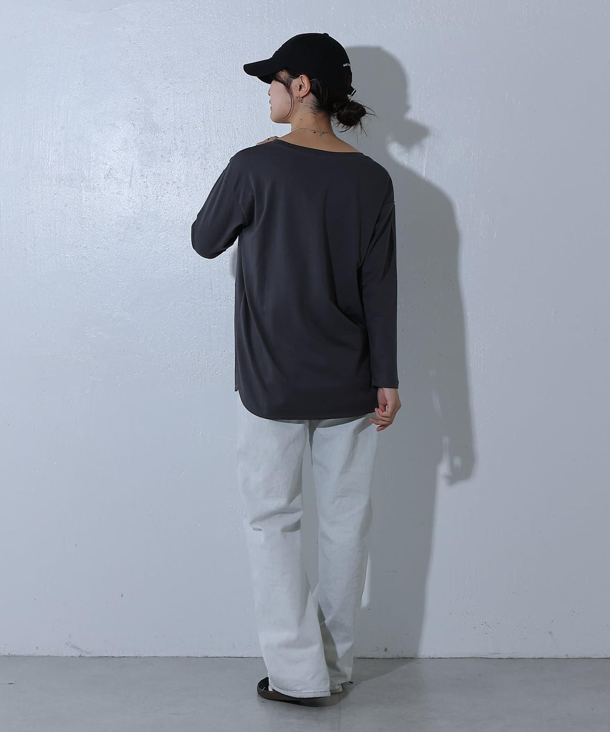 166407077
