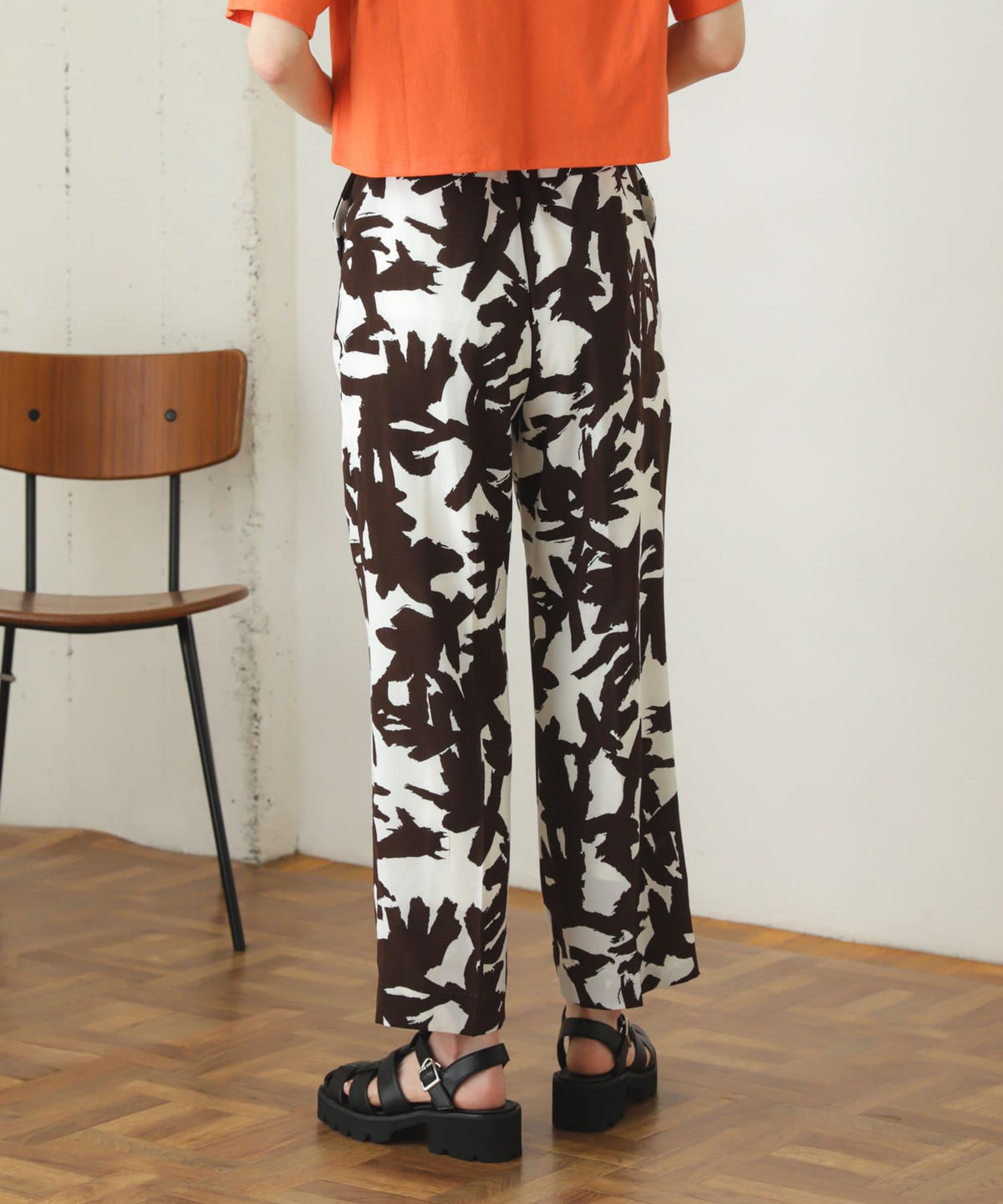 166063148
