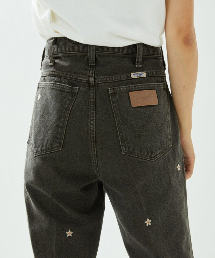 聯名喇叭牛仔褲