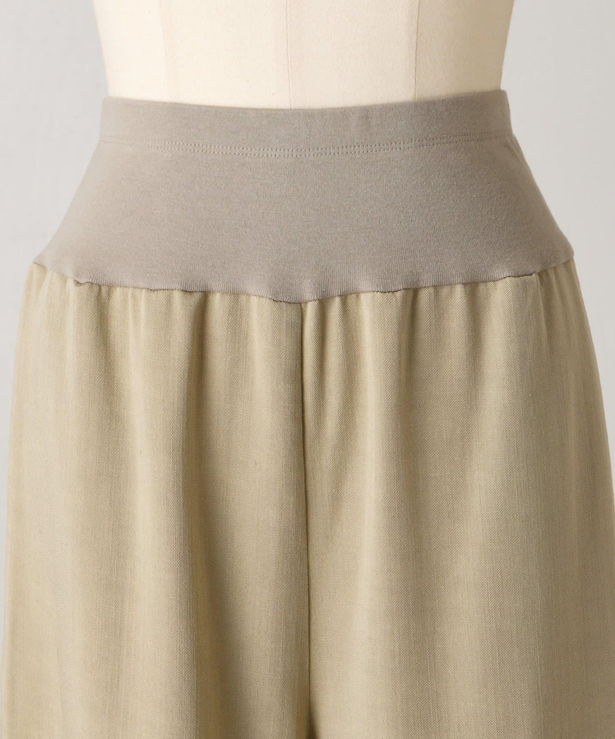 162734383