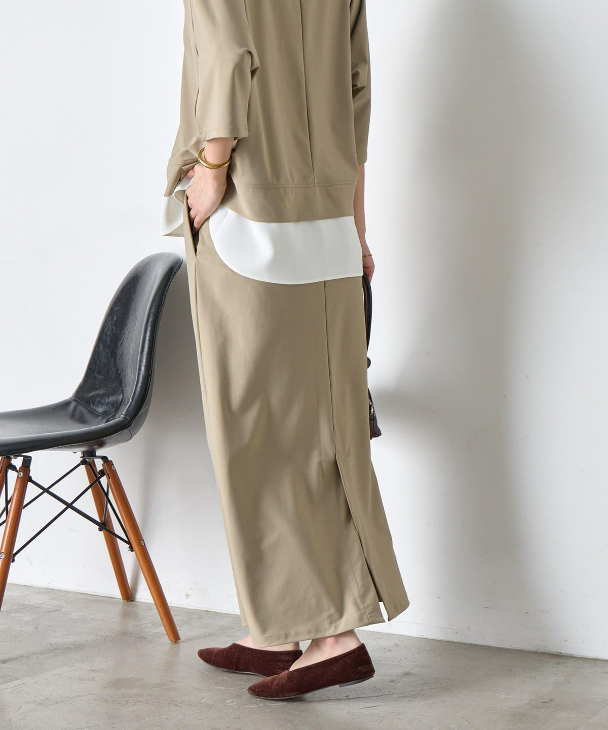 169572769
