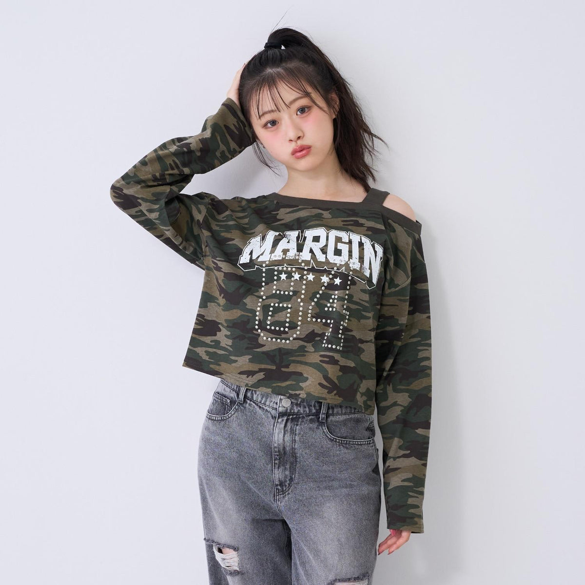 174116952