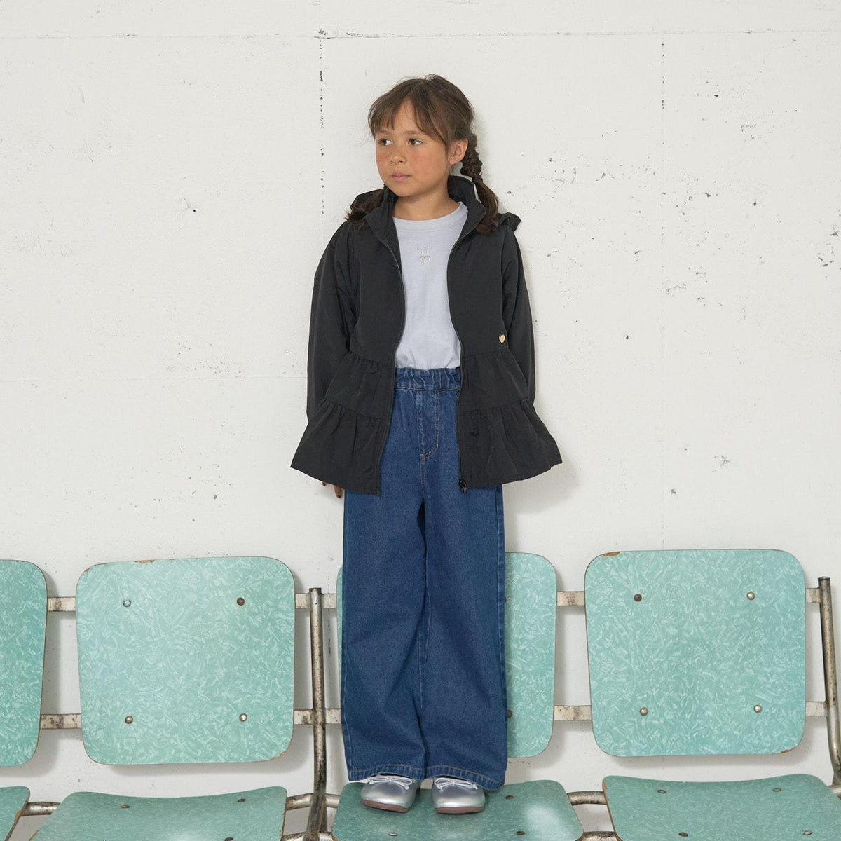 173576768