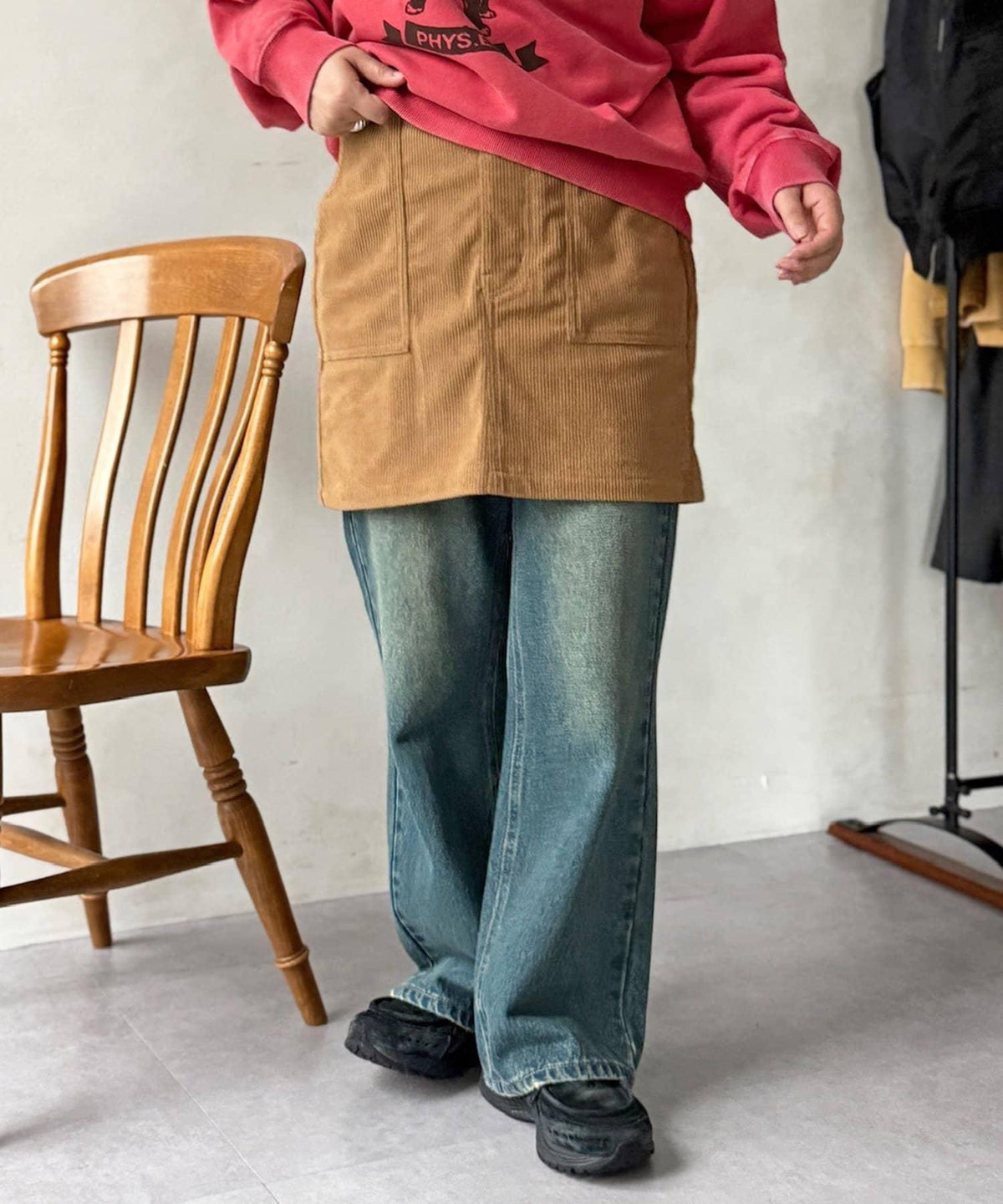 173238217