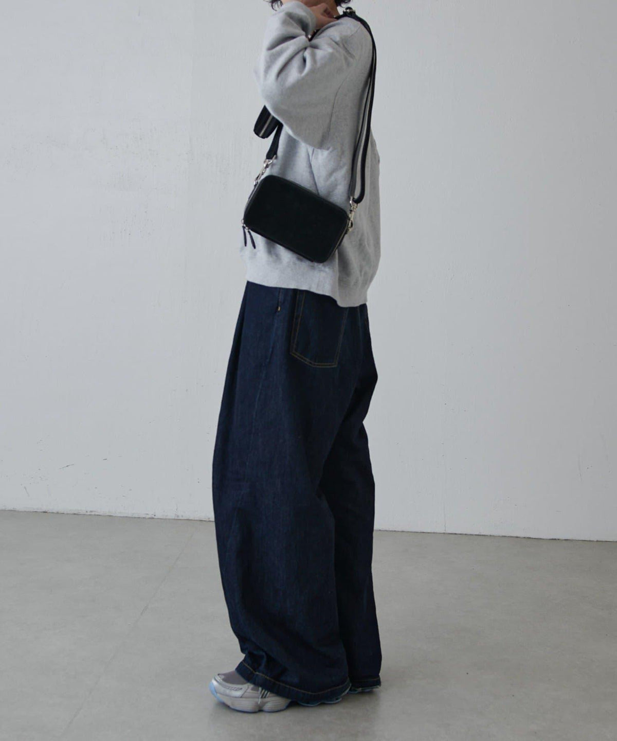 169446348