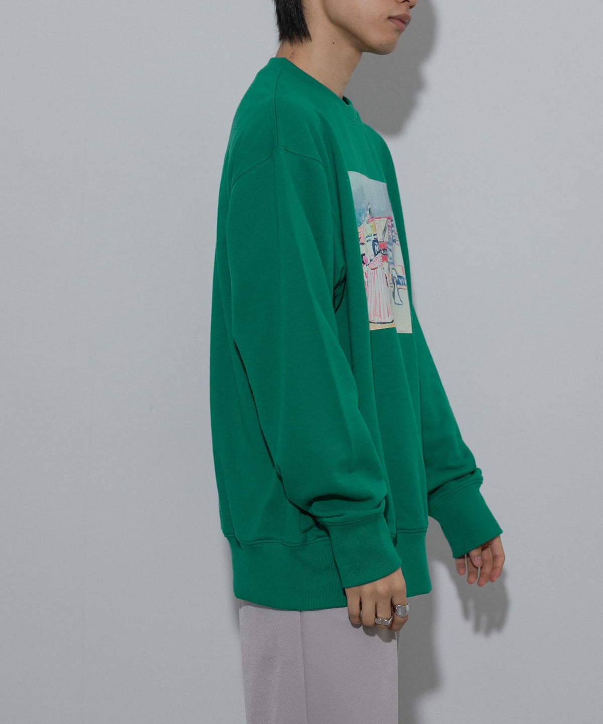 166053157