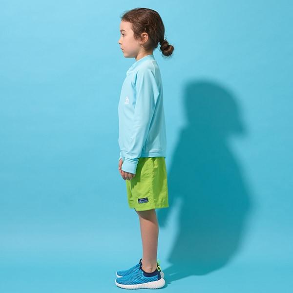 162902437