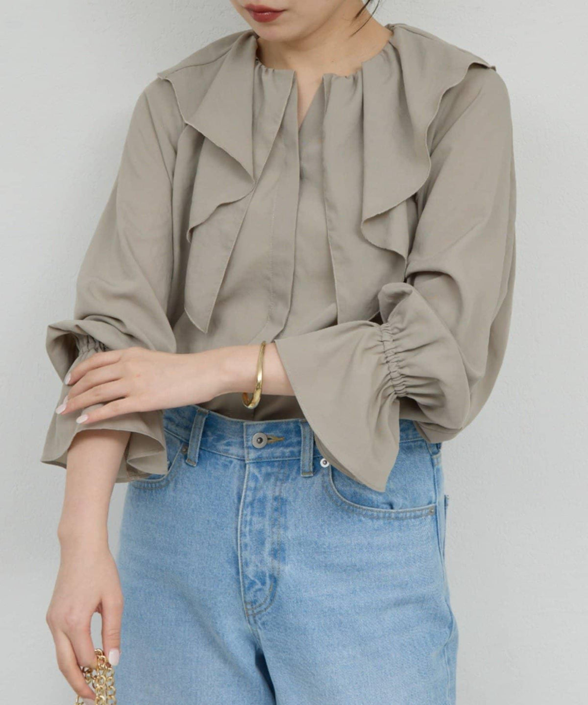 168847385