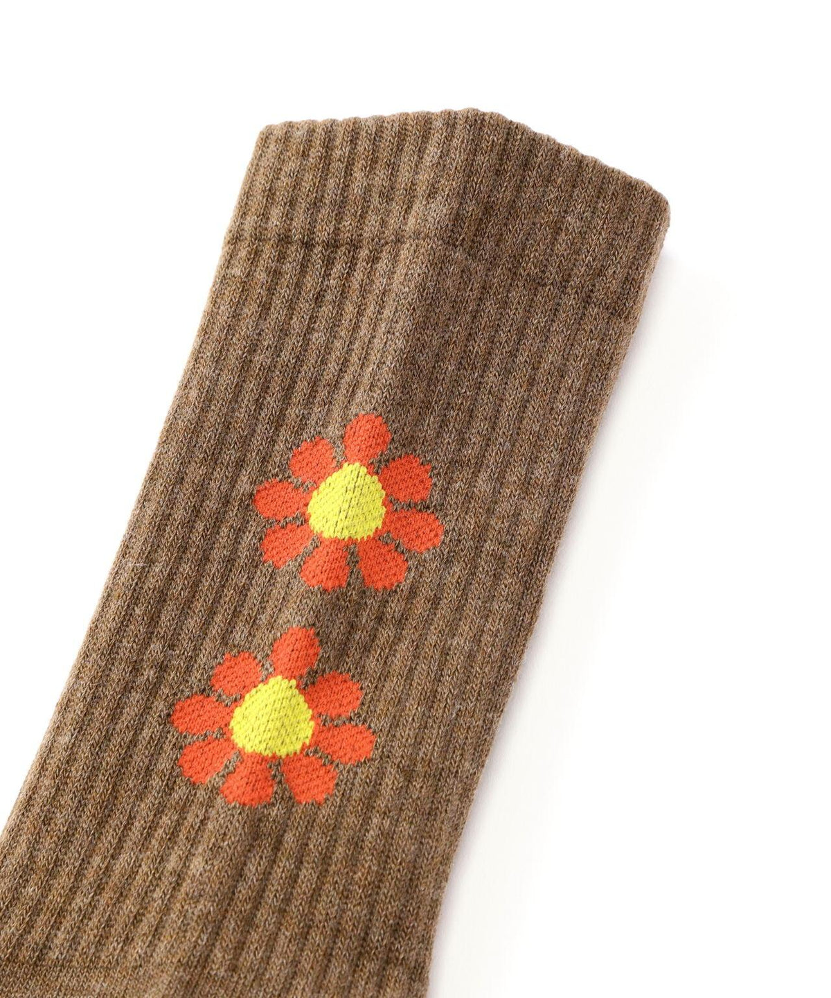 174275841