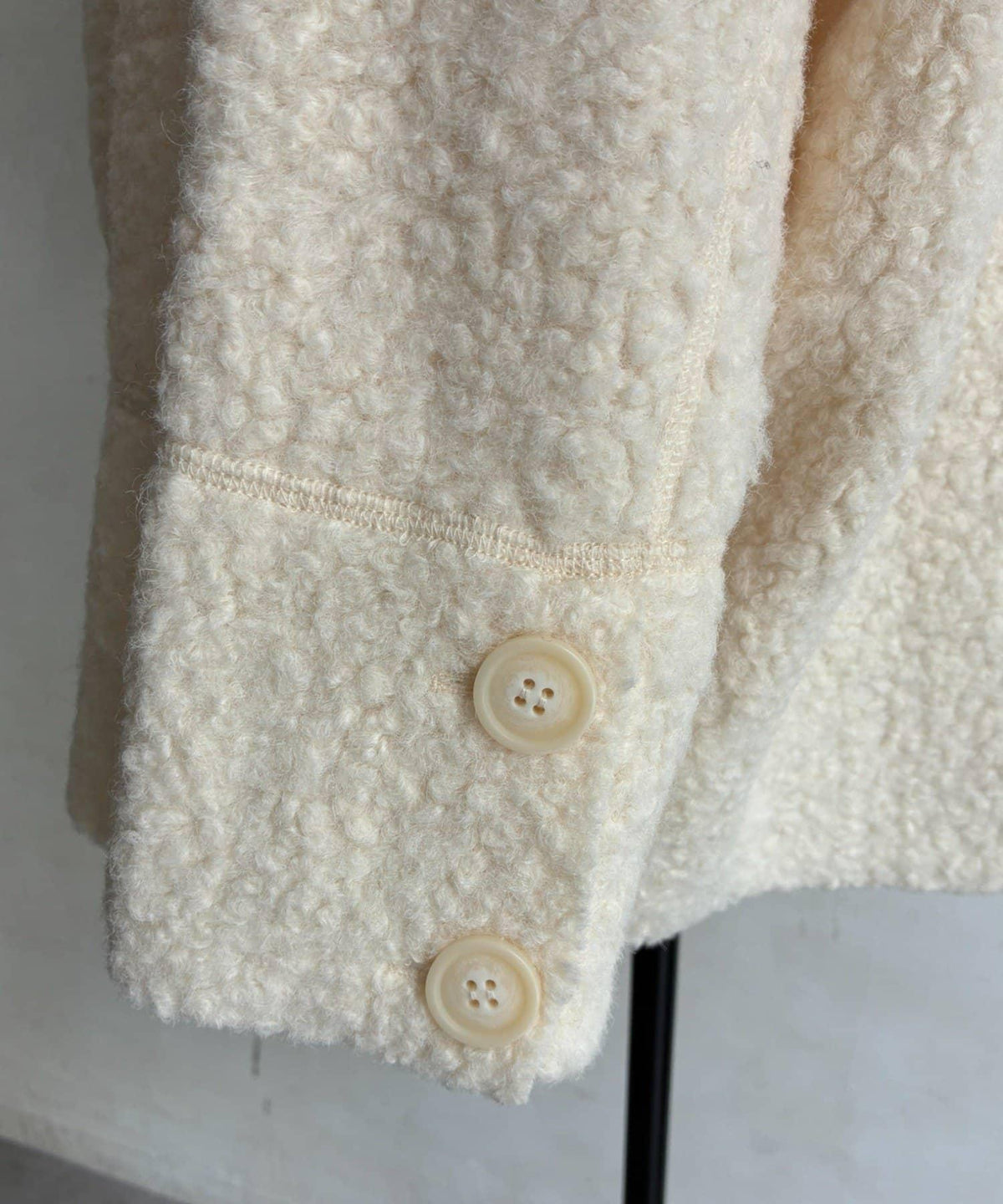 173615634