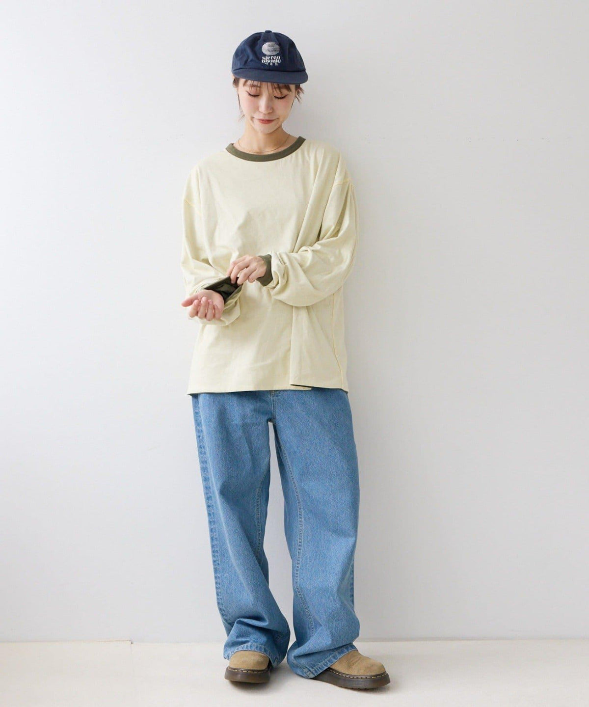 172863556