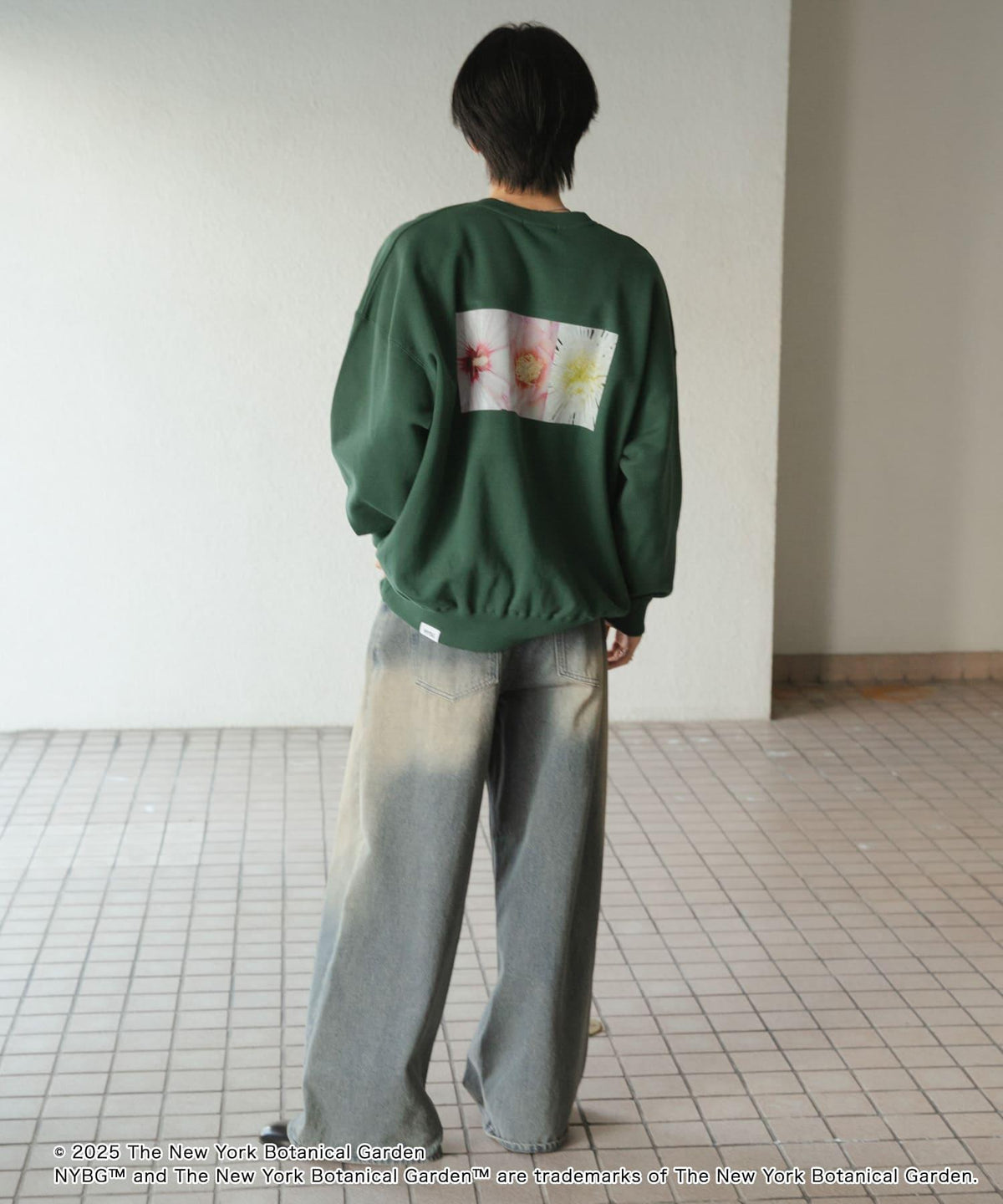 166070858