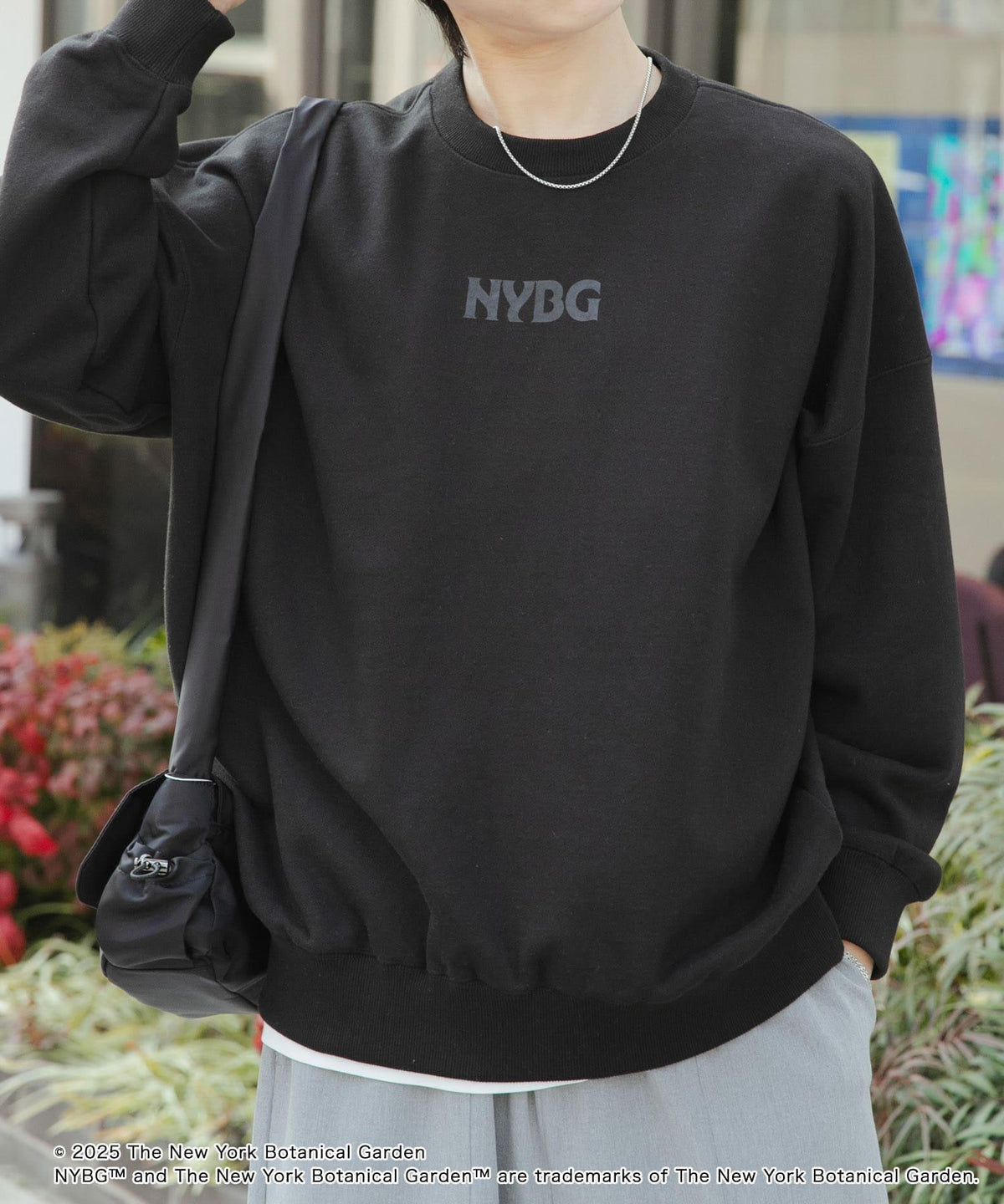 166071019