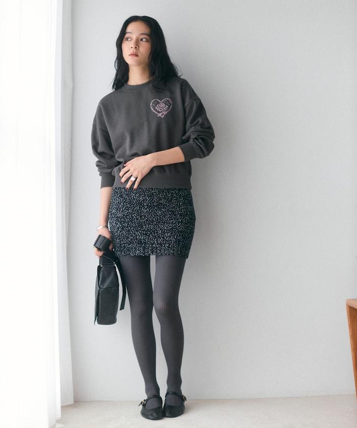 174076157