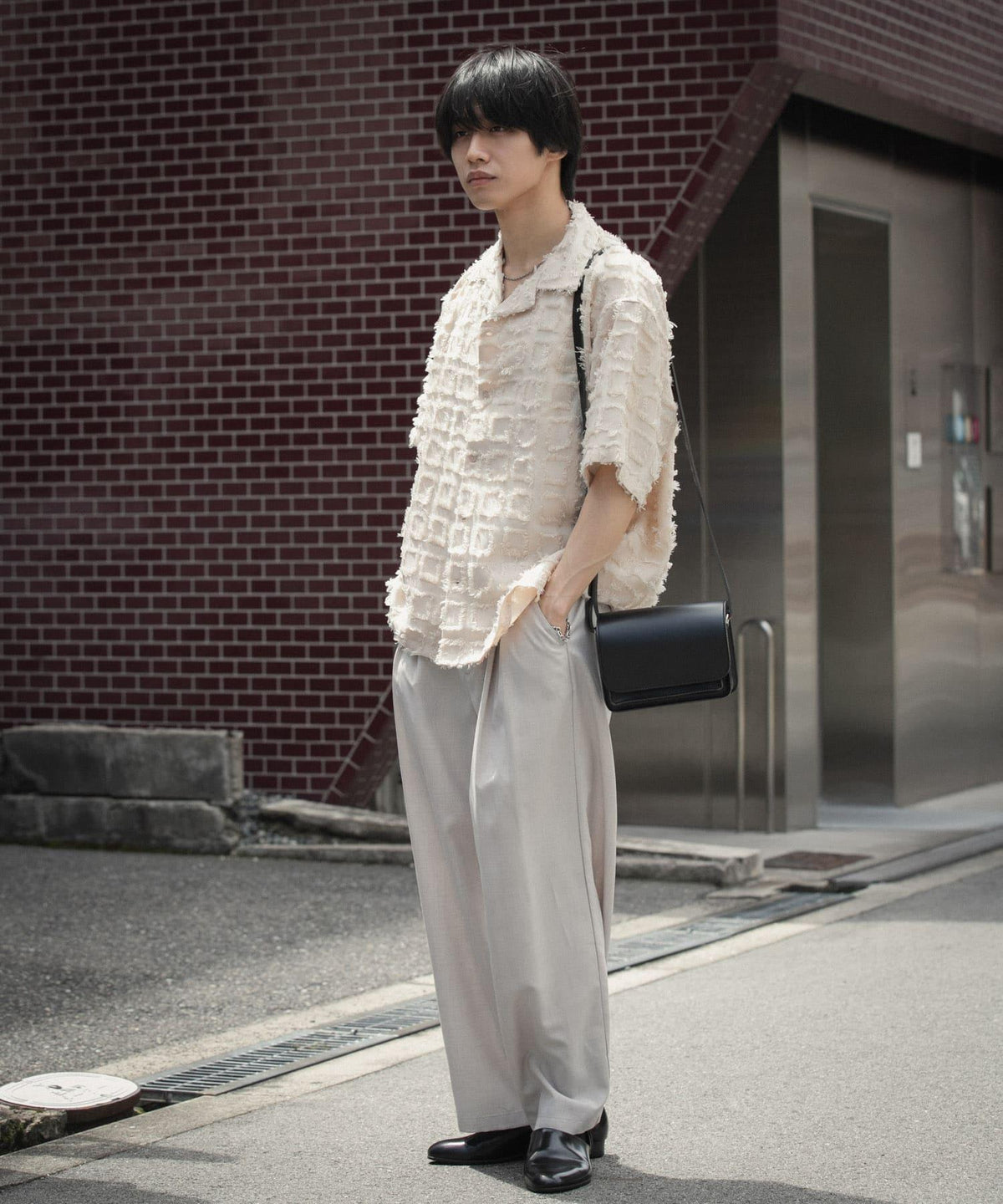 166048191