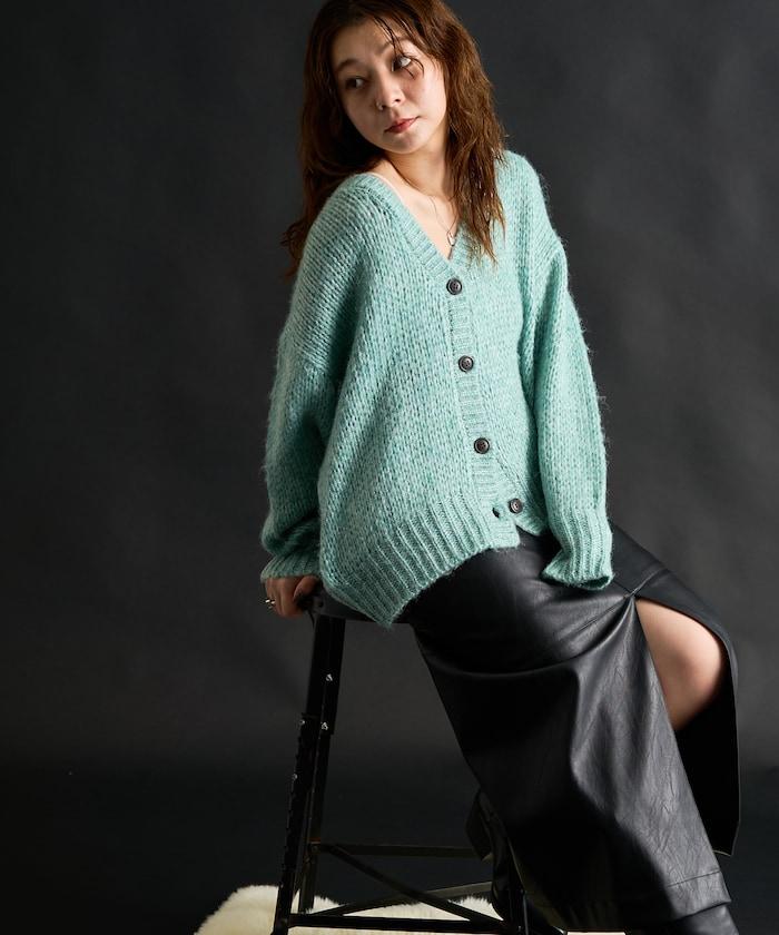 143592999