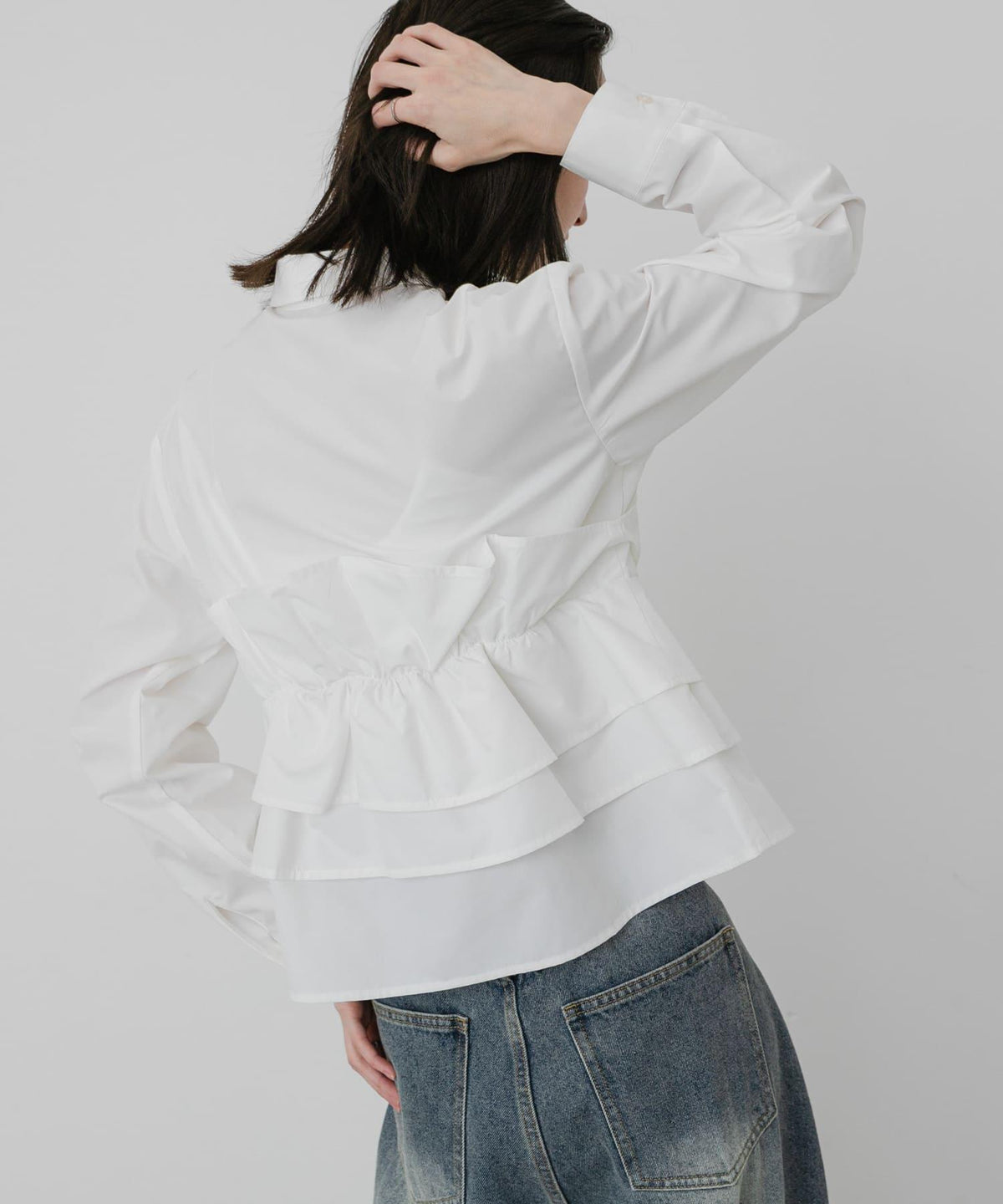 173543327