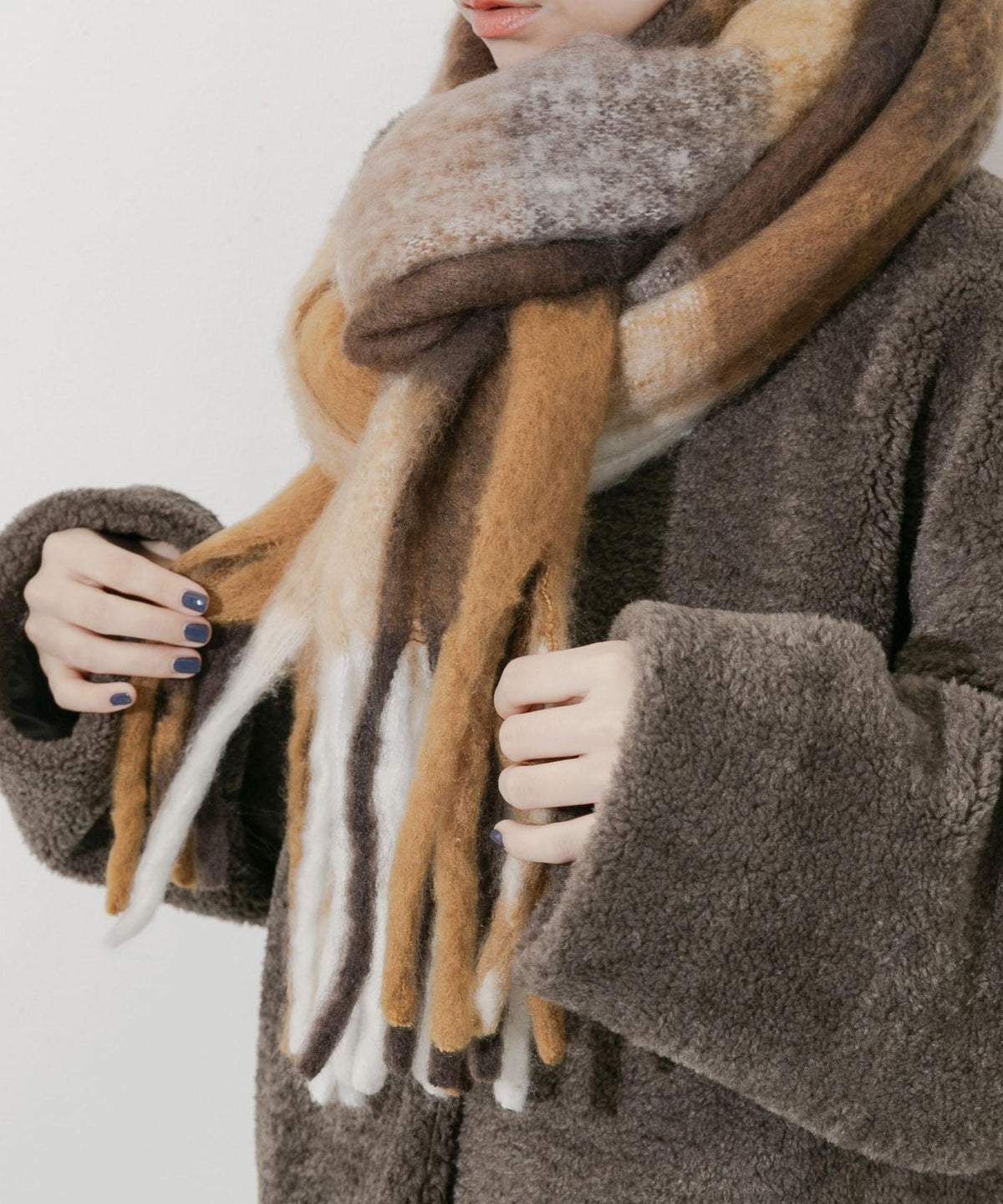 167255716