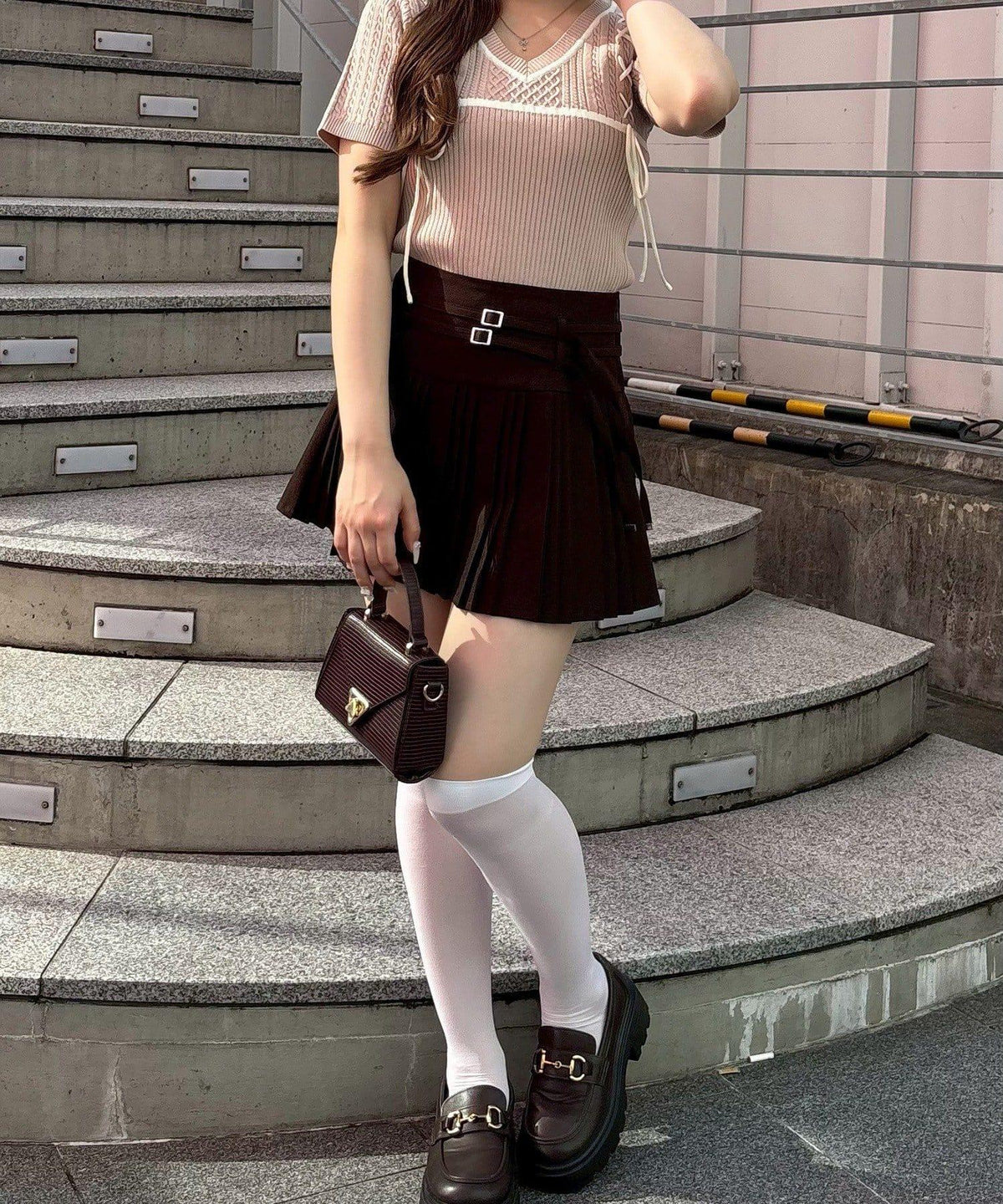 172072225