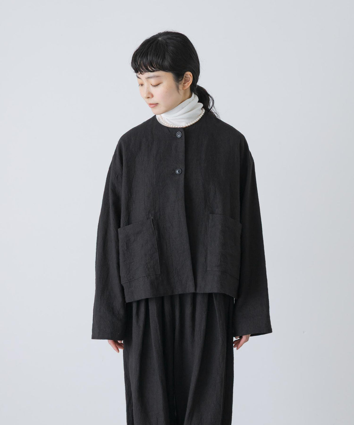 168540555