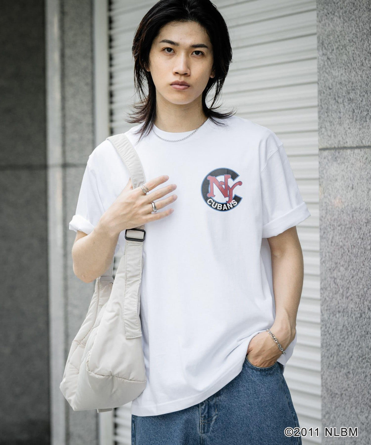 166048342