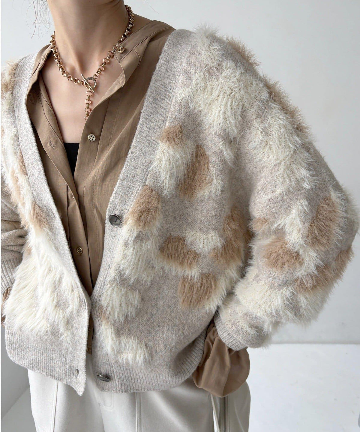 173772780